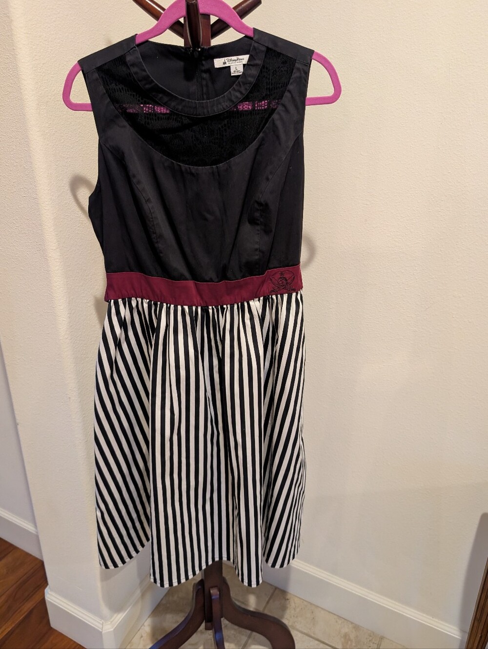 Disney Black & White Stripe Dress, Maroon Sash, Pirates Of The Caribbean, Size L - Picture 10 of 11